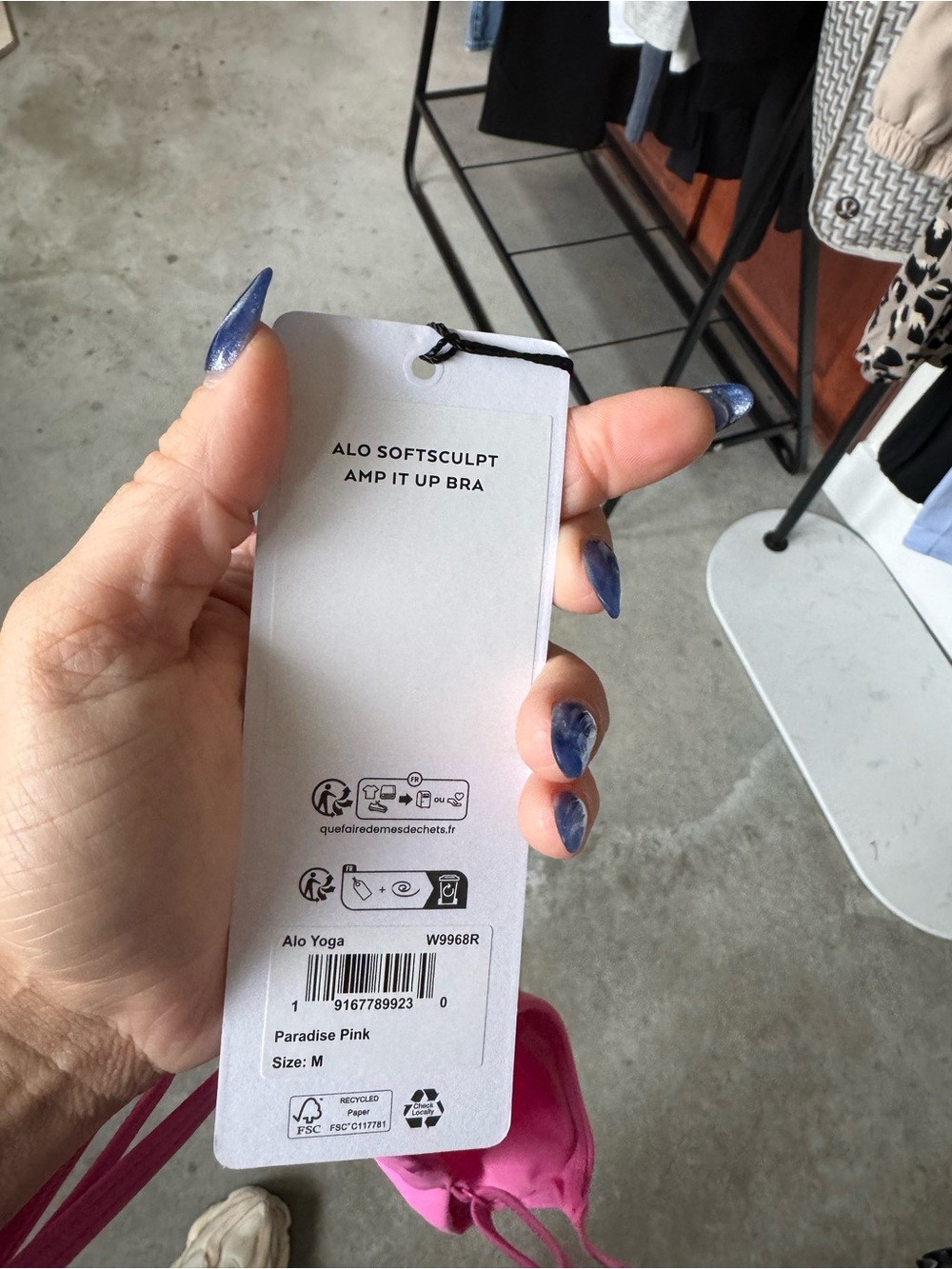55. ALO Softsculpt Amp it up bra in Paradise Pink - Picture 5 of 5